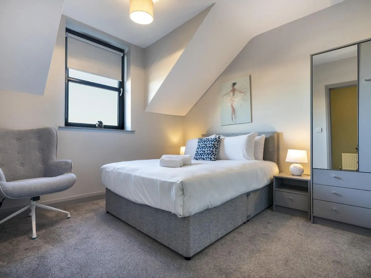 Pass The Keys Stunning 2Br Duplex W Bars Cafes Parks Nearby Apartment Belfast United Kingdom
